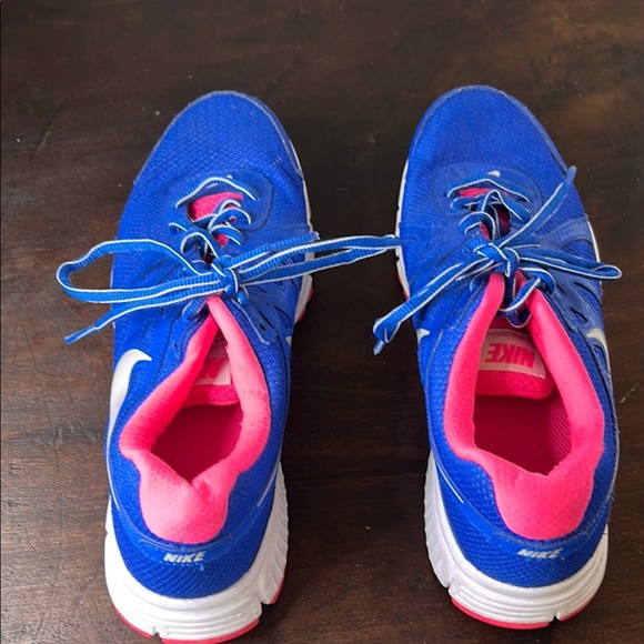 Nike Blue and Pink Athletic Shoes with Mesh Uppers - Picture 6 of 11